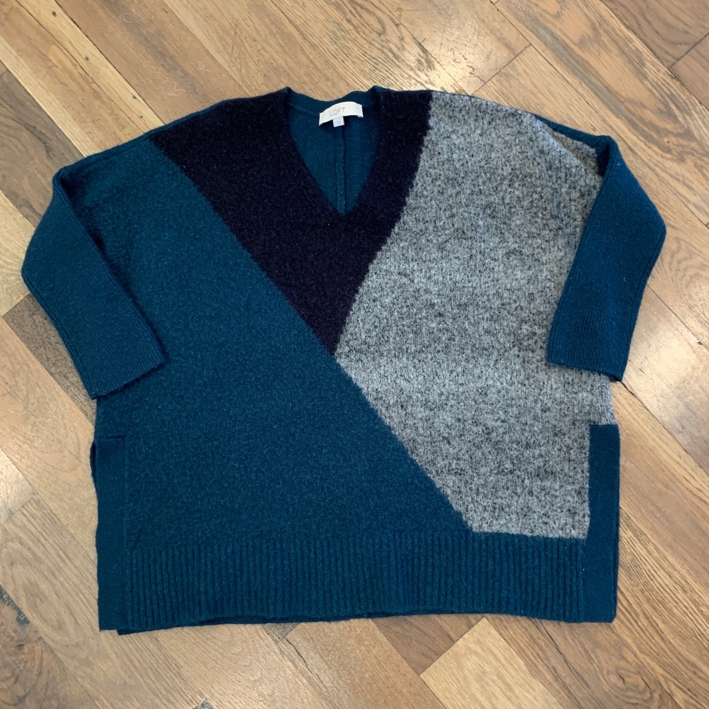 Ann Taylor LOFT Colorblock V-Neck Sweater Size Small